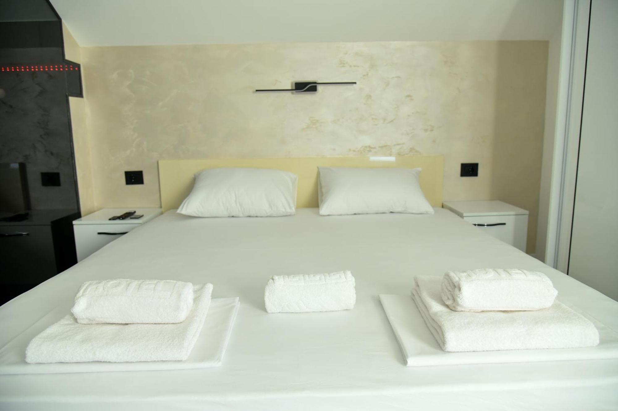 Pansion Eden Hotel Nis Luaran gambar
